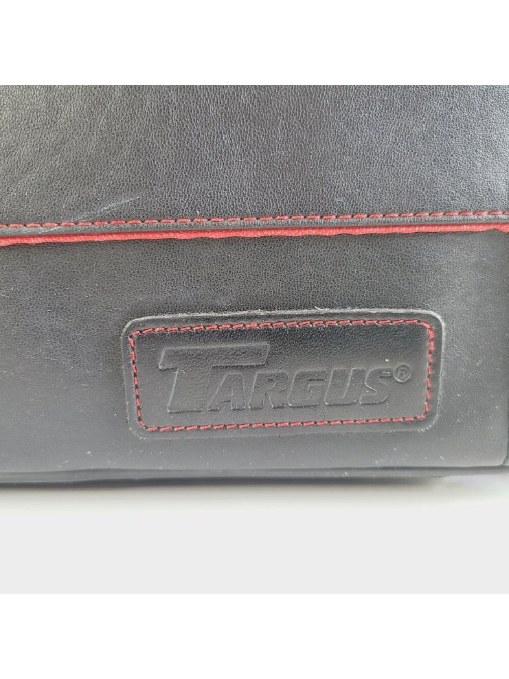 Targus Black Leather Laptop Bag With Shoulder Strap & Multiple Compartments - Picture 7 of 16